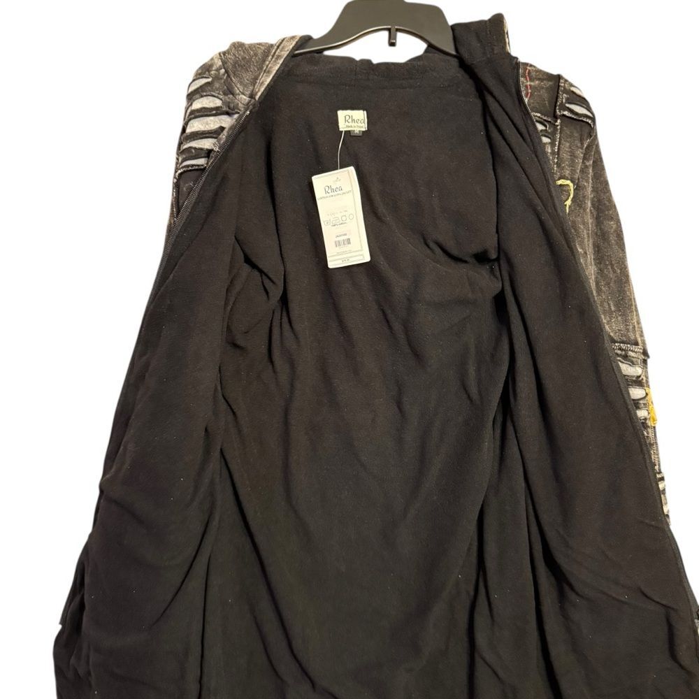 NWT Rhea Black Cotton Long Flower Patchwork Razor Cut Hippie Boho Jacket- Medium - Picture 3 of 12